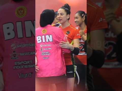 MOMEN ROMANTIS GIOVANNA 'GIA' MILANA BERTEMU MEGAWATI 'MEGATRON'!