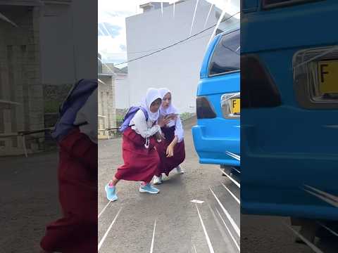 Duit Kelindes Angkot - Part 1