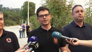 Zjarret në Gramsh/ Ministrat Vengu e Hoxha në terren, konferenca për shtyp