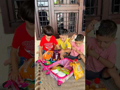 Navya ne ghar aate hi Sara saman khol dia😳#unbelievablenavya #funny #villagelife #trending #navya