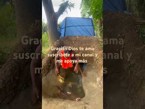 ￼ Esto es un Saco de Cangrejo lo Vaseo dentro de un túnel luego me meto ???￼