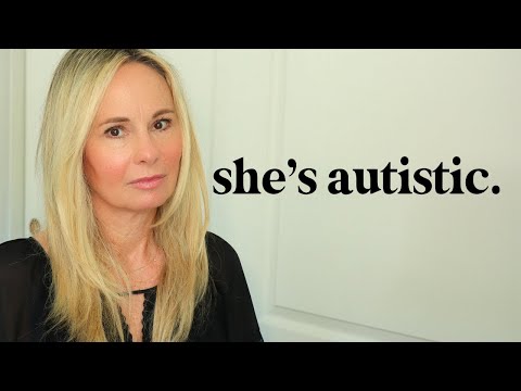 the female phenotype of autism:  12 signs autistic women & girls (2024)