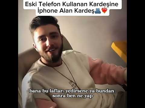 Eski Telefon Kullanan Kardeşine Yep-Yeni Telefon Alan Kardeş💚