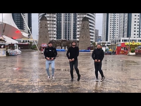 Парни Танцуют Супер Гогия Лезгинка Чечня 2024 ALISHKA Gogia Chechen Dance Грозный Цветочный Парк