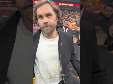 Johan Elmander ile Emre Çolak | Galatasaray taraftara açık antrenman