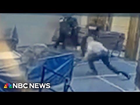 YouTube video thumbnail: Man Attacks Multiple Officers at New York Courthouse