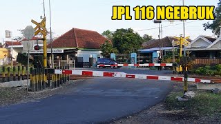 Perlintasan KA Stasiun Ngebruk