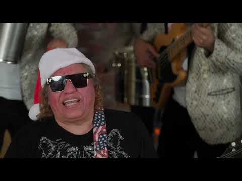 Los Karkik's - Popurrí Navideño (Video Musical)