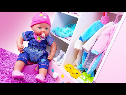 A new outfit for the Baby Annabell doll! The baby doll is ill. Kids videos with baby dolls.