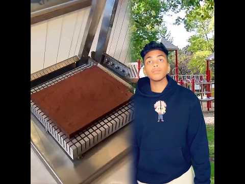 School bully tried to use English or Spanish to save himselfโฆ๐๐#comedyshorts