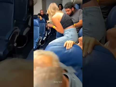 ✈️️ Aeroplane मे घुसा सबसे खतरनाक जानवर 🤯😱 #shorts #ytshort #viralvideos #education #viral #feed