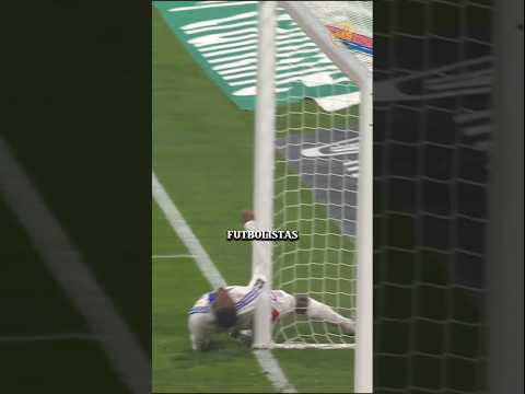 5 futbolistas que lo arriesgaron todo por sus clubes 😱💔 #fútbol #footballer #shortsviral