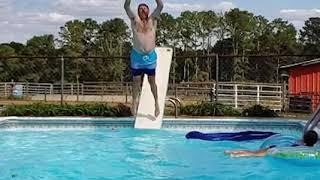 వీడియో చూసిన తరువాత మీకు నవ్వు రాకపోతే నా ఛానల్ సబ్స్క్రయిబ్ చేసుకోకండి వస్తే తప్పకుండా సబ్స్క్రయిబ్