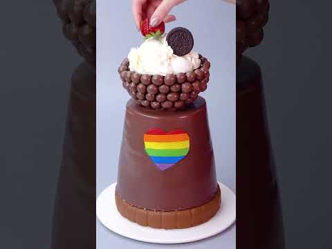 Innovative Chocolate Cake Decor Ideas