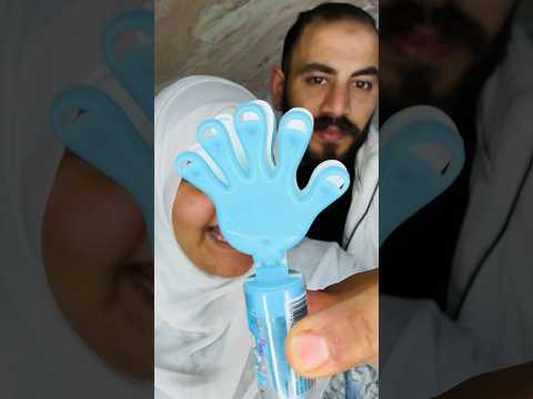 حلوي بتكبر الايد ???