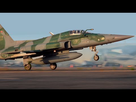 Plane Spotting Highlights: 13 Beautiful Fighter Jets Landing