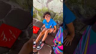 Este Niño Necesita AYUDA !!