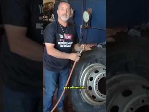 Enchendo pneu com bomba 4...