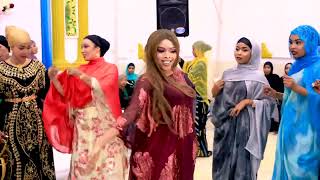 AISHA BILAN HEES AROOS WALASHEY ILA DHALATAY ISMAHAAN IYO CABDI RAHAMAN VIDEO OFFICIAL 2023