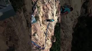 Browsing TikTok can really exercise my heart muscles. Thrilling and thrilling. Fear of heights.