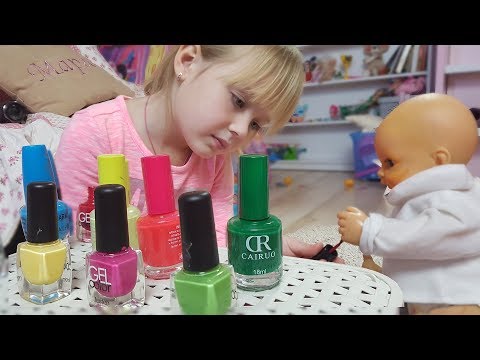 Маргарита с Куклой Диана играют в Салон Красоты Дизайн ногтей | Paint the Nail Art designs