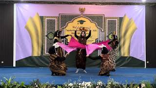 Penampilan tari kelas 7-2 MTs Alittihad