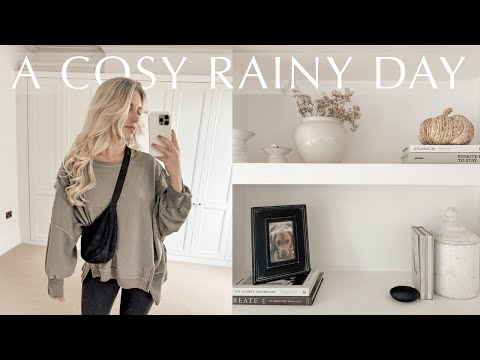 A COSY RAINY AUTUMN DAY AT HOME VLOG 🍂 baking biscoff cupcakes & a home bargains haul