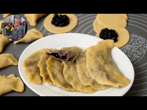 Pierogi z Jagodami – Mięciutkie Ciasto i Soczysty Farsz