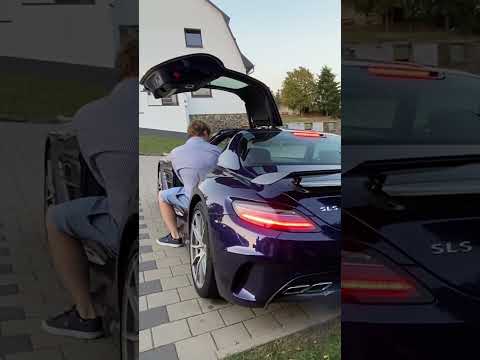 @Shmee150 being iconic in his SLS Black Series #supercars #sls