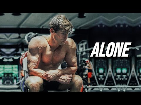 TRAIN ALONE - Gym Motivation 😔