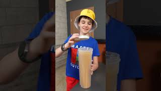 Don’t let the pasta fall 🙆‍♂️🍝