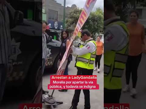 Mujer gandalla recibe lección