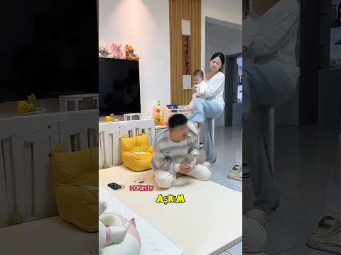 Oyun Oynarken Aniden Temizlik Moduna Geçen Adam!😂