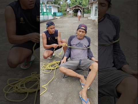 DITARIK MOBIL DENGAN BADAN TERIKAT. #lol