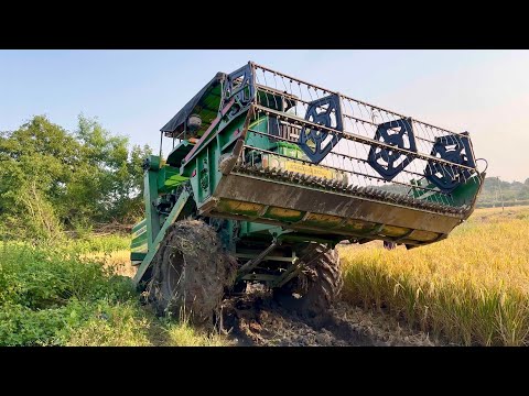 John Deere harvester working in mud | tractor videos |