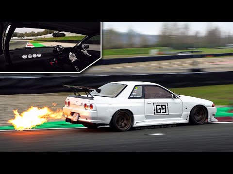 Flame Spitting Nissan Skyline R32 GT-R in action on track: Single Turbo RB26 w/ Trust Exhaust Sound!