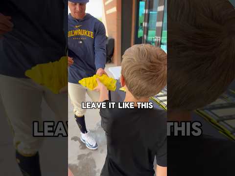 Gavin meeting Brewers players and giving them Glove Wrap™ ⚾️ Thanks guys! #brewers #baseball #mlb