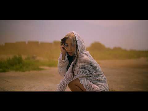 AYA a.k.a. PANDA - 君に会えない明日なんて（MV）