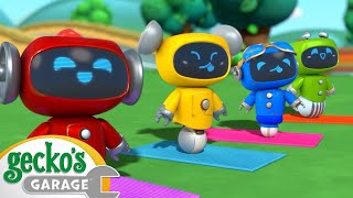 Downward Dog and Squeaky Cogs! | Gecko's Garage | Moonbug Kids - Play and Learn
