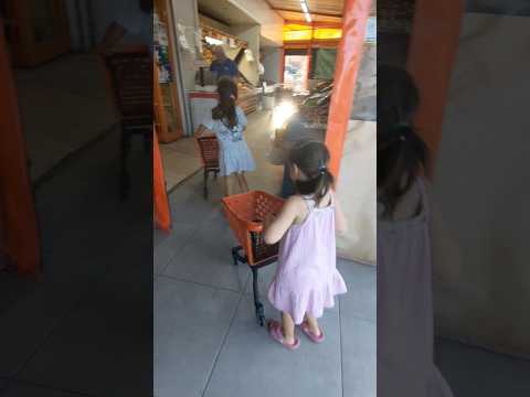 Zeynep Zehra yerler kaygan dikkat #shorts #keşfet