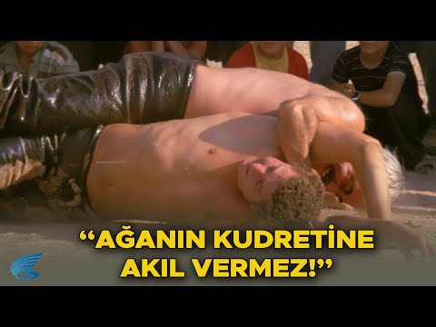 Züğürt Ağa Türk Filmi | Ağa, Güreşlerde İri  Genci Deviriyor