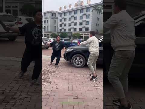 尊重别人别人才会尊重你！#功夫#正能量#劇情#防身術