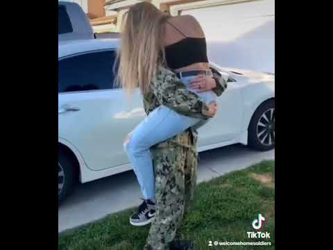 She missed her soldier 🥲  #soldiercominghome #military