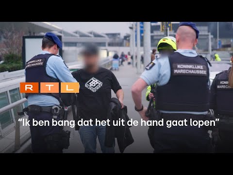 Bestuurder verdachte auto gaat confrontatie aan met marechaussees Nick en Hans | Schiphol Airport