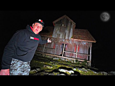 MENINO FANTASMA CAUSOU TERROR NO SÓTÃO DA CASA ASSOMBRADA! (Parte 2)