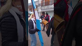 Desfilando en el 25 de Mayo siendo australiana-argentina  #tradicion #patria #cultura