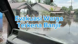 “Truk TNI Beraksi! Evakuasi Warga Terjebak Banjir Besar”