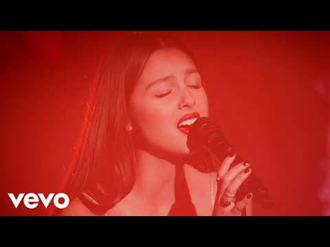 Olivia Rodrigo - vampire in the Live Lounge