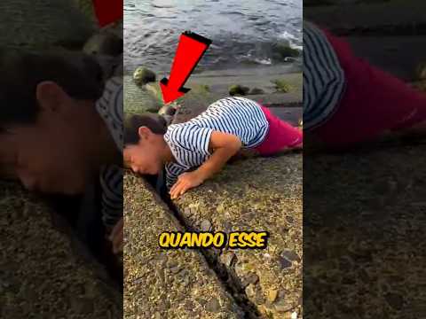 O GAROTO Não PRECISA De AJUDA, é A AJUDA Que PRECISA Do GAROTO (Créditos: 岸投阿野/sunyewudi no Douyin)