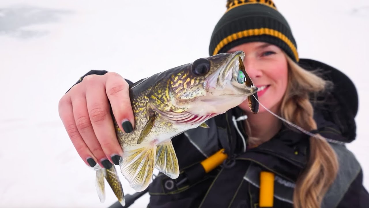 Non-Stop Walleye Action and 10 Gift Ideas for any Ice angler! - Jay Siemens